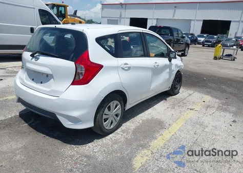 2017 Nissan Versa Note S Plus z USA, uszkodzony, nr VIN 3N1CE2CPXHL375043